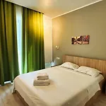 Prime - Powered By Neo - Private Parking Apartment *