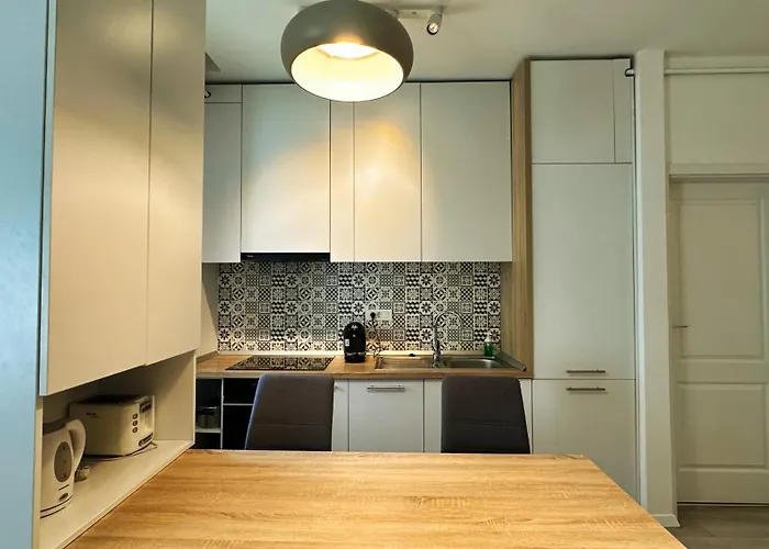 Prime - Powered By Neo - Private Parking *