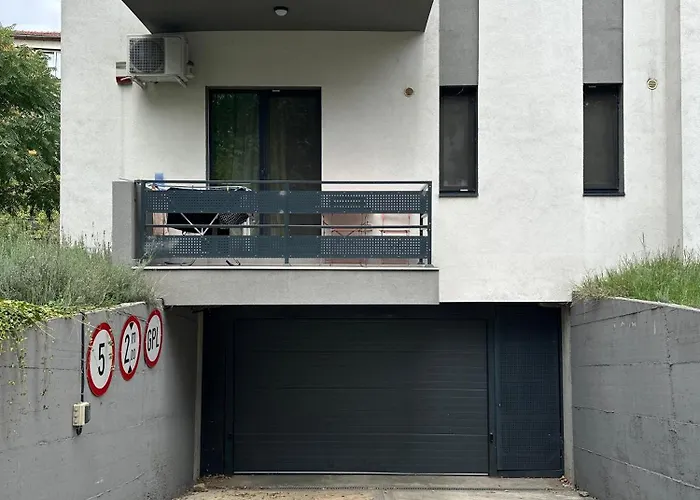 Prime - Powered By Neo - Private Parking * Timişoara